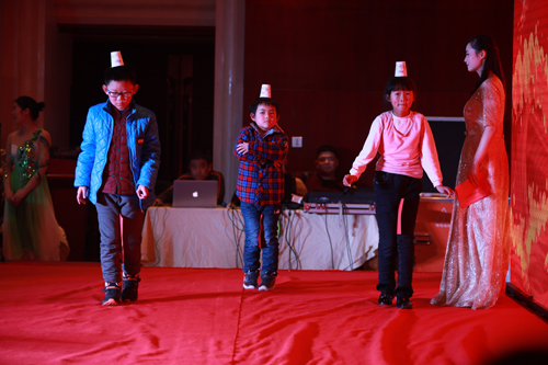 大禹漢光2018年“同心同行，共創(chuàng)未來”主題年會(huì)圓滿成功